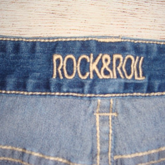Rock & Roll Cowgirl Embroidered Boyfriend Jeans 31 - Picture 6 of 10